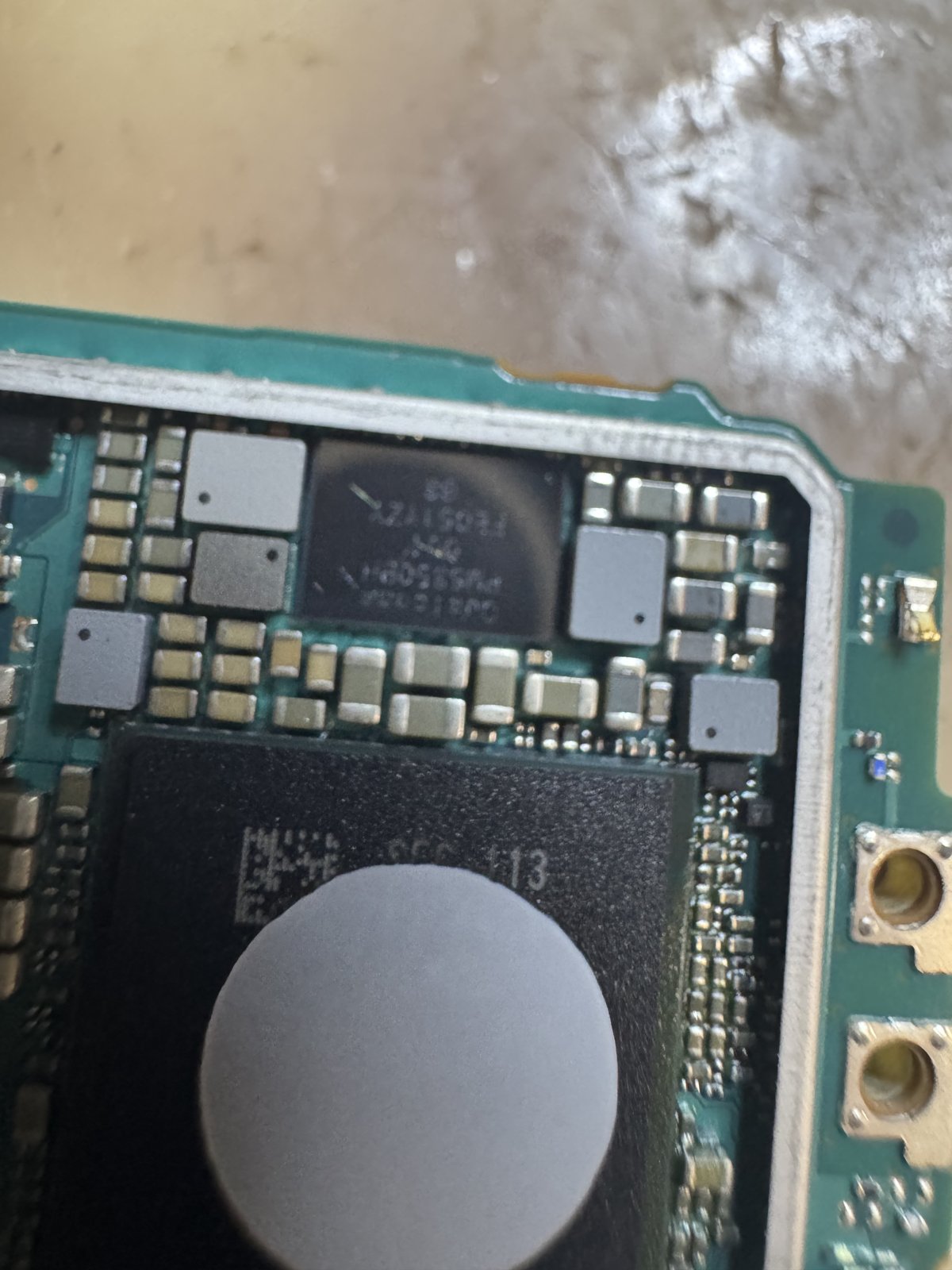 処置前のPM8350BH周辺